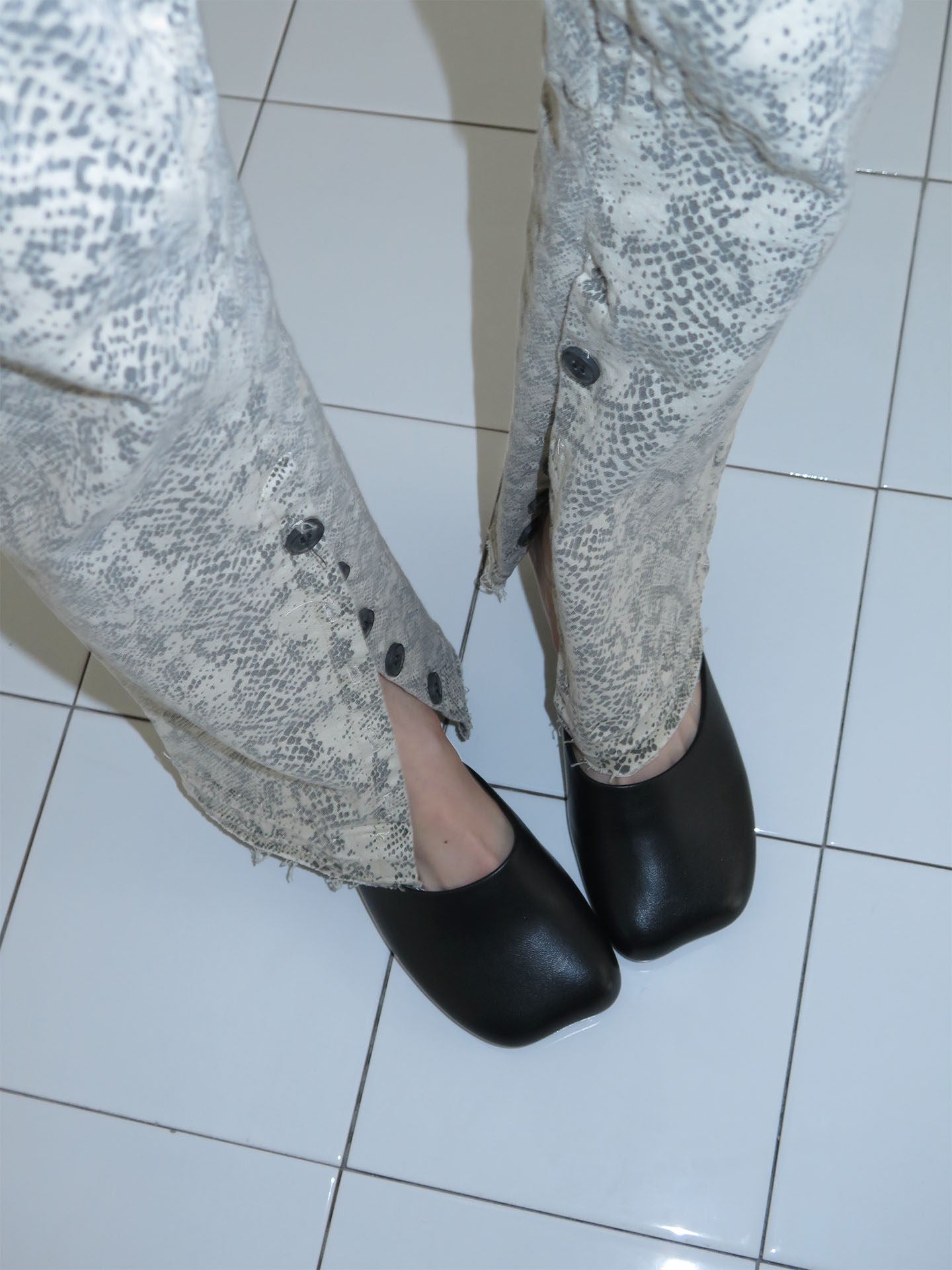 Black Square-Toe Mules